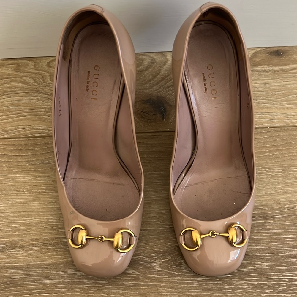 Gucci horsebit nude pump